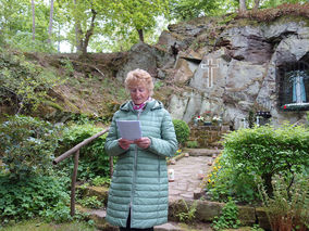 Feierliche Maiandacht in der Fatima-Grotte 